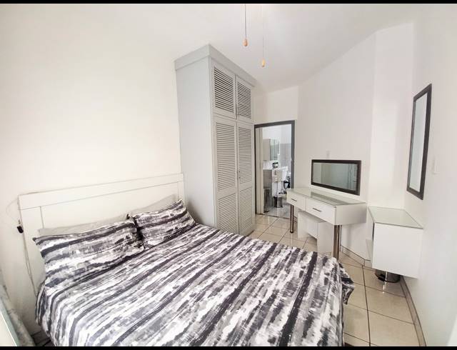 2 BEDROOM APARTMENT FOR SALE IN UVONGO BEACH